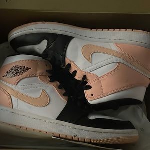 Nike air Jordan 1 mid